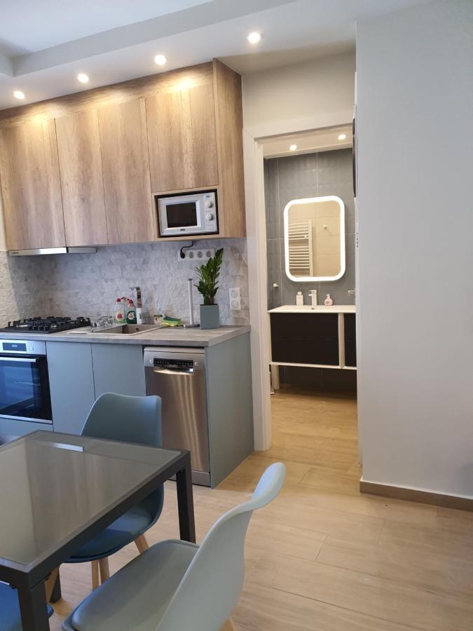 Tony'S Suite With Parking Ateny Zewnętrze zdjęcie